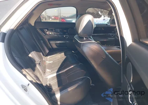 2016 Jaguar Xj Xj R-Sport z USA, uszkodzony, nr VIN SAJWJ1CD0G8V92072